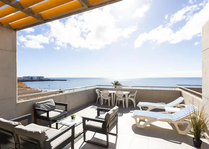 Medano Surf Beach Holiday Home By Sunkeyrents