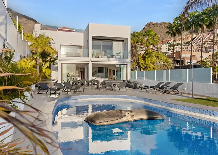 Karat Villa Esmeralda