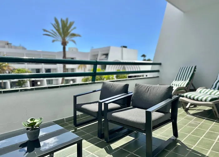 The best location - Las Américas&Parking