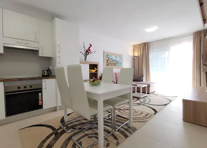 Apartment Mendez Alcala