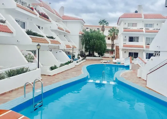 Floritas Vista Piscina
