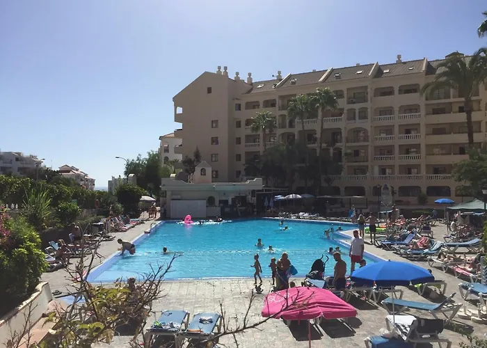 Popular Complex