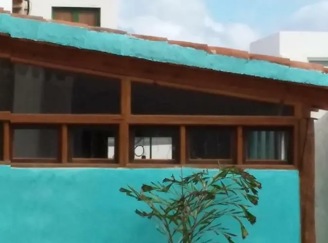 La Casita Azul