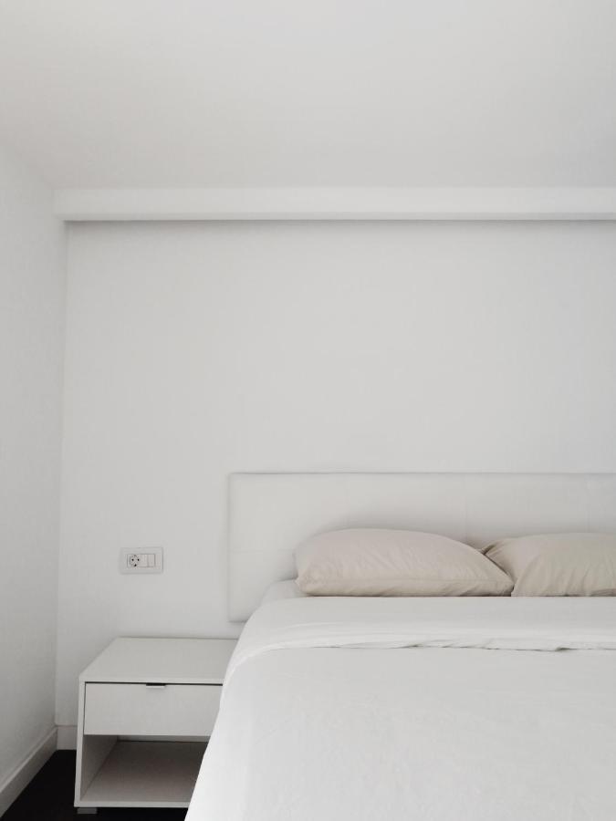 Homeforguest Island 201 Modern & Minimalist Apartment Santa Cruz de Tenerife