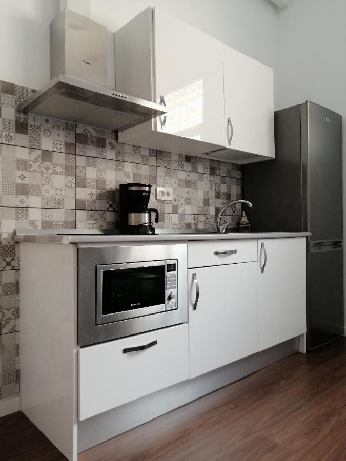 Apartment Homeforguest Island 201 Modern & Minimalist