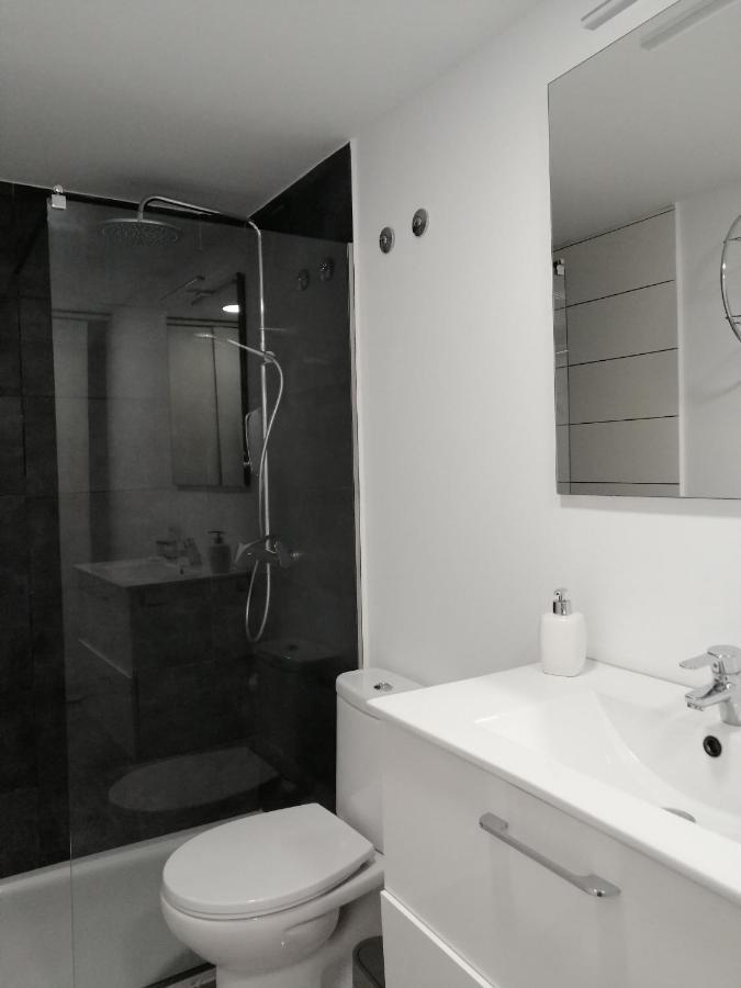 Homeforguest Island 201 Modern & Minimalist Apartment *