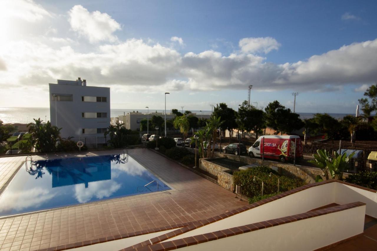 Coastal With Terrace And Pool *