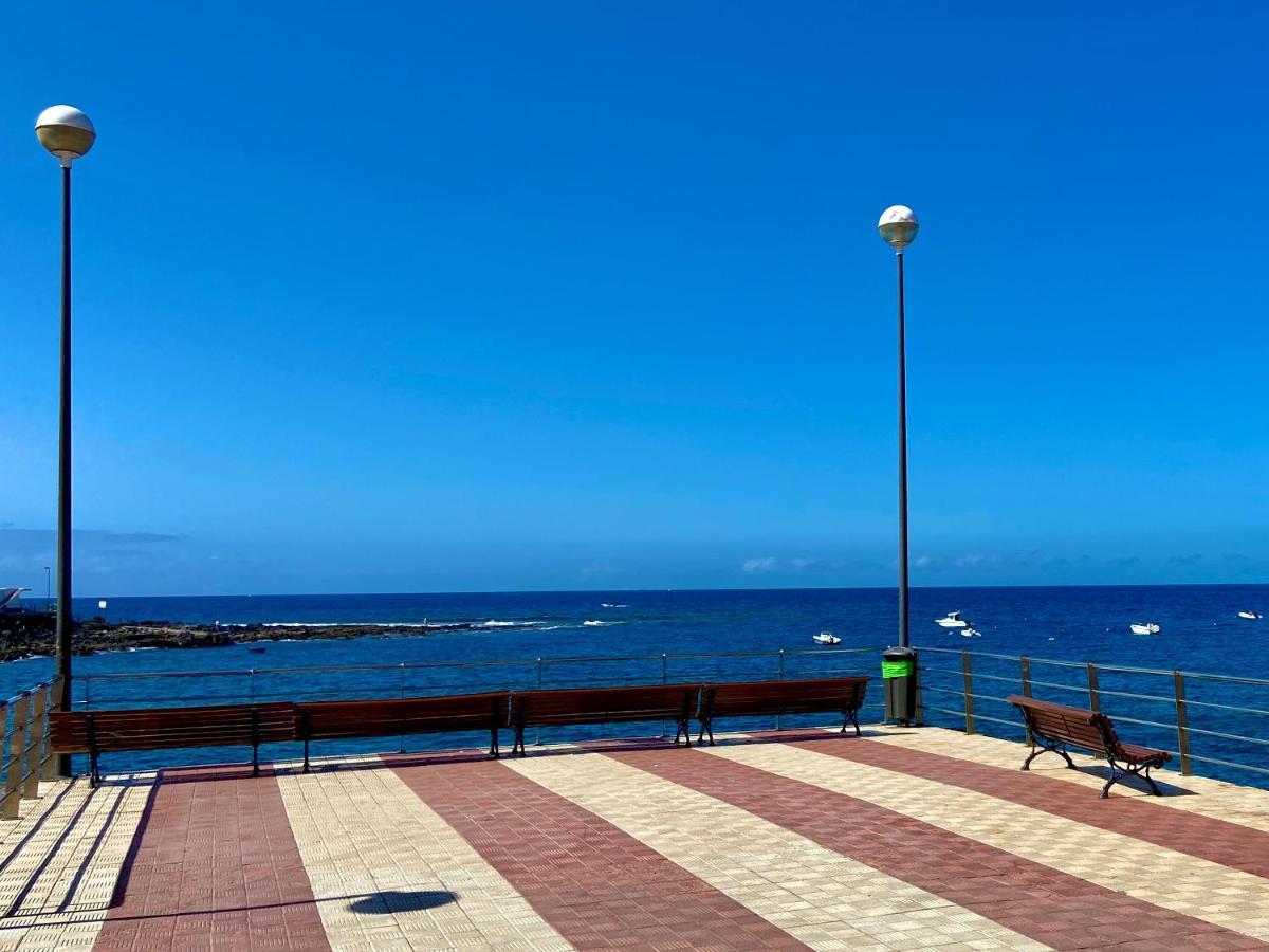 Victoria Court Modern 1 Bed Cristianos Tenerife Apartment *