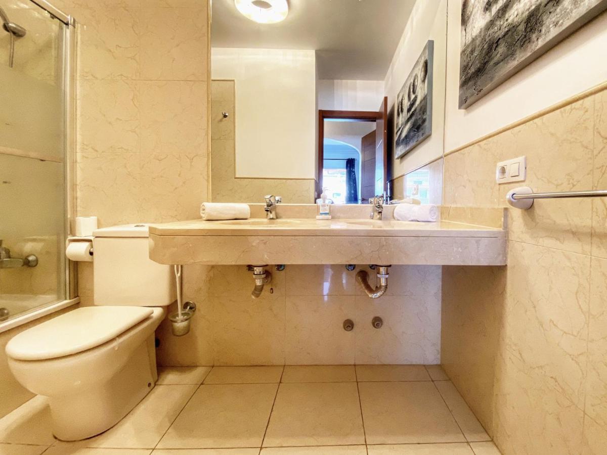 Cristianos 4 Bed Townhouse Villa *
