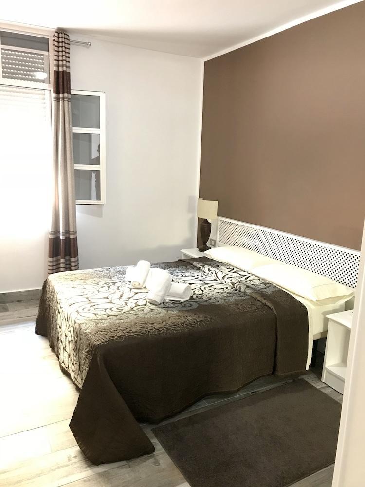 Hotel Cassandra *