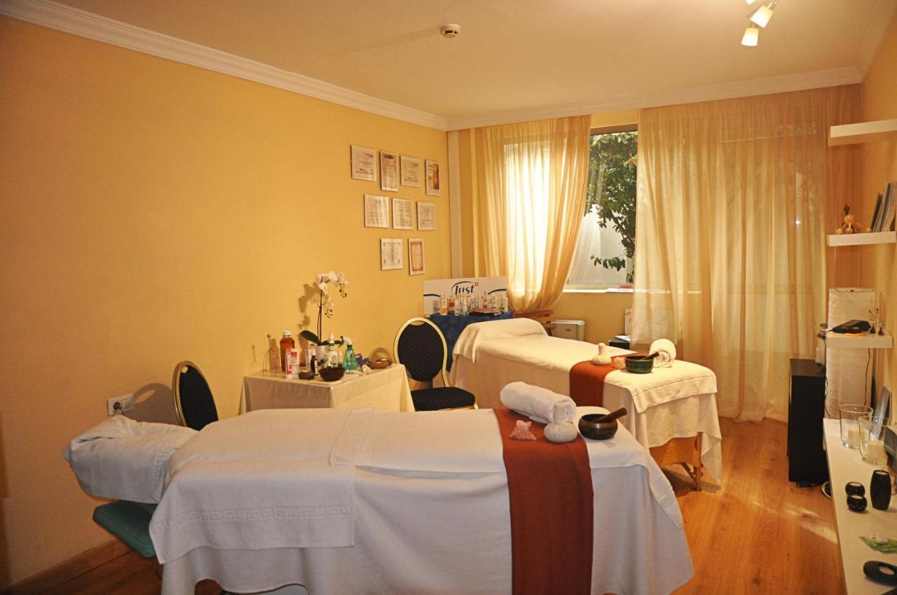 Hotel Colon Rambla 4*