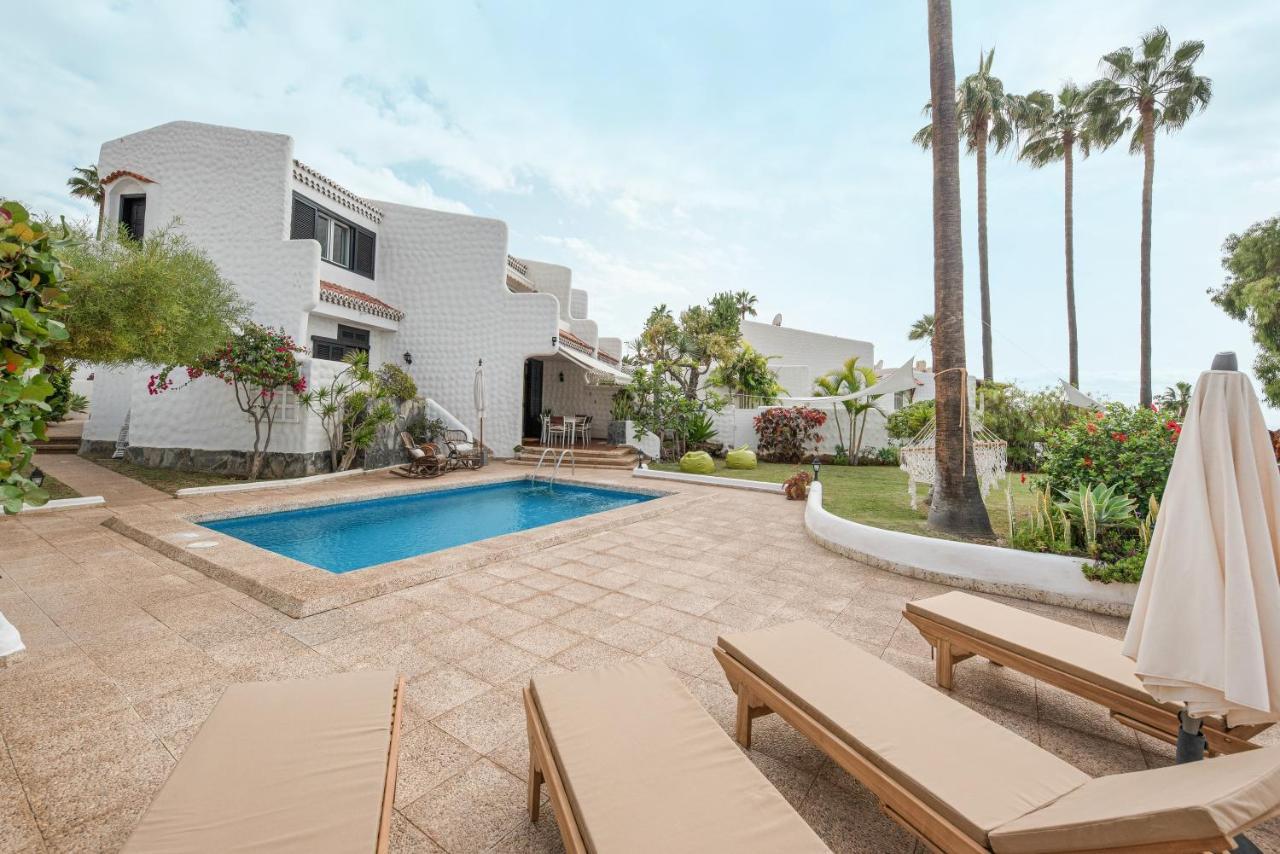 America Villa *