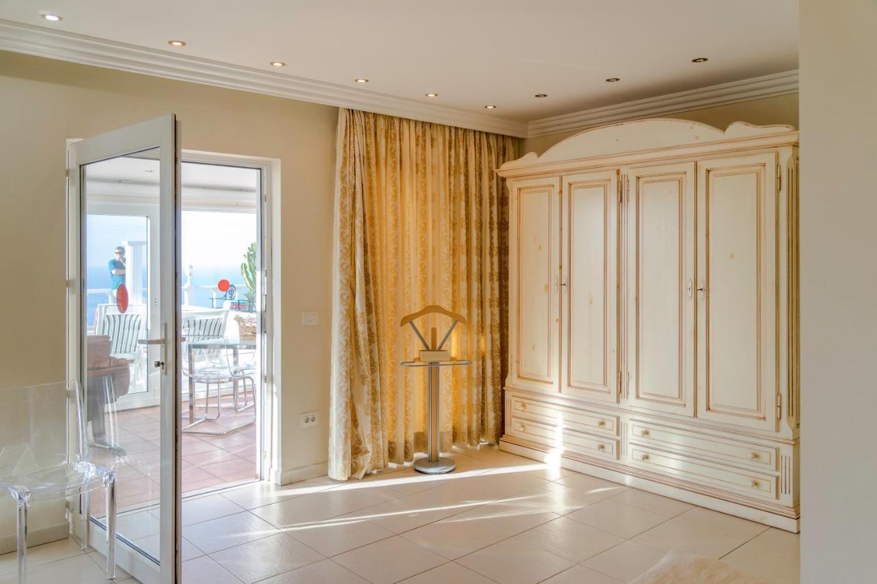 Villa Relaxing Heated Pool Luxurious Views Massage *
