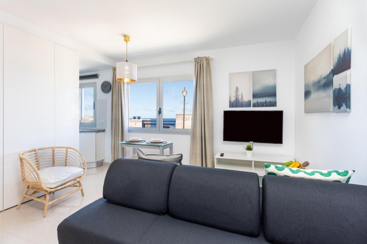Home2book Design Bajamar Natural Pool & Beach Apartment