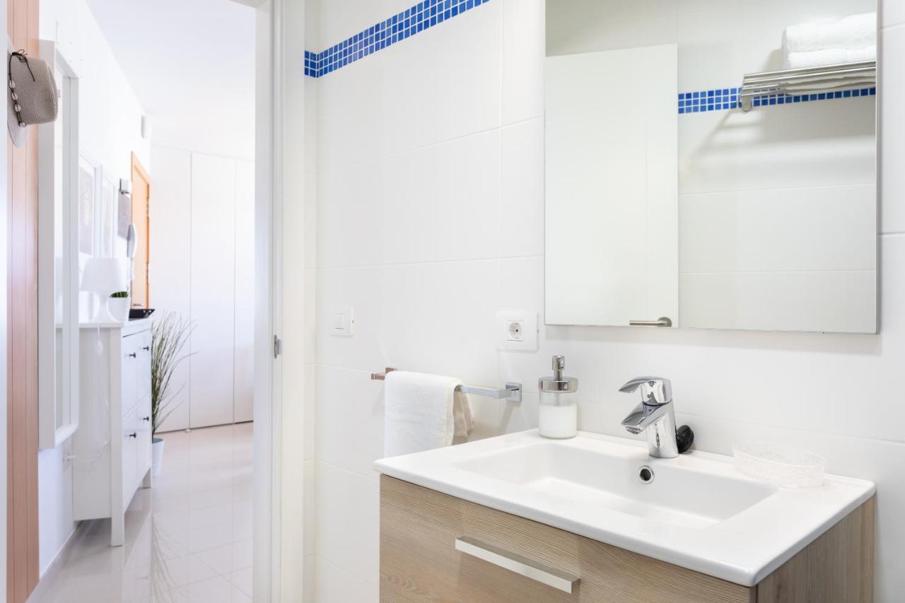 Home2book Design Bajamar Natural Pool & Beach Apartment