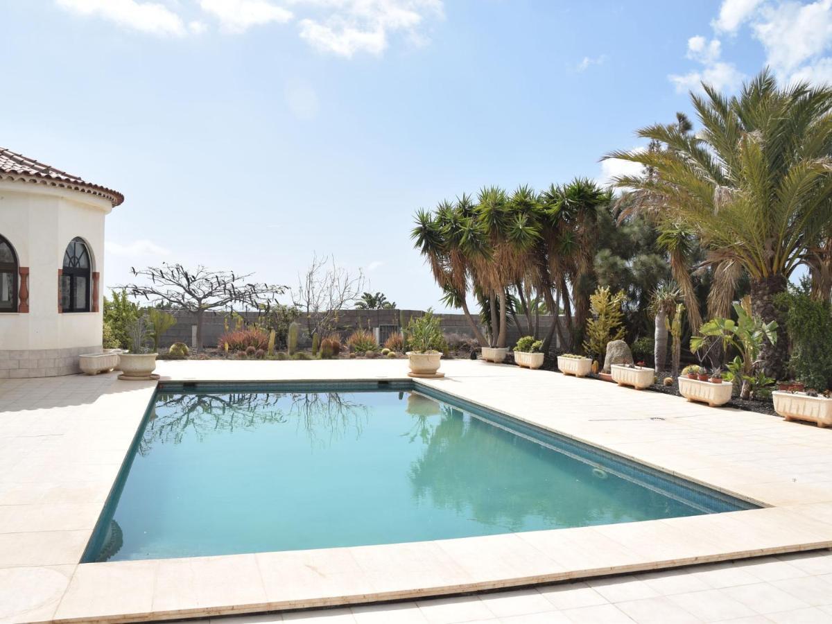 Beautiful Holiday Home In San Isidro With Pool Holiday home *