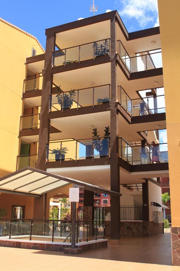 Spacious With Large Private Garden In Mar Palm-mar