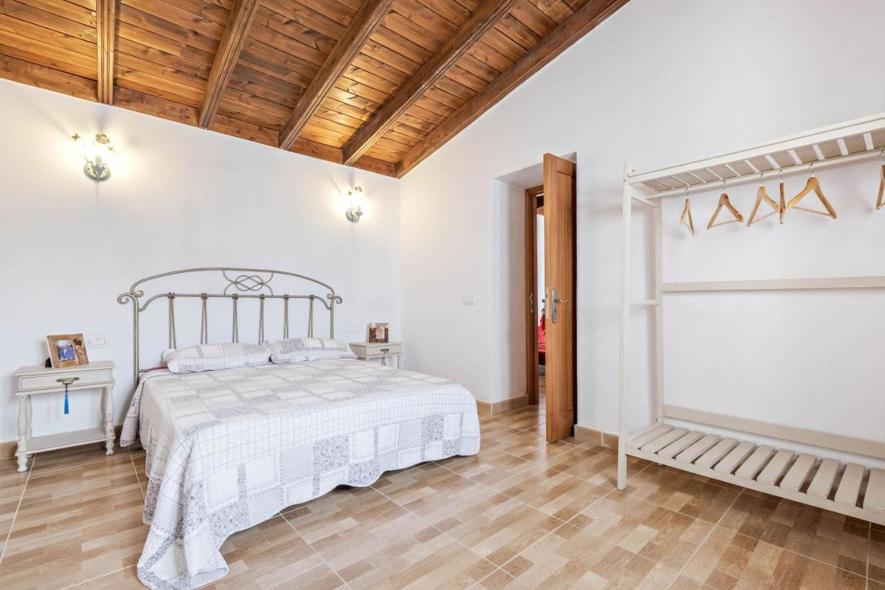 Casas Del Bisa Holiday home *