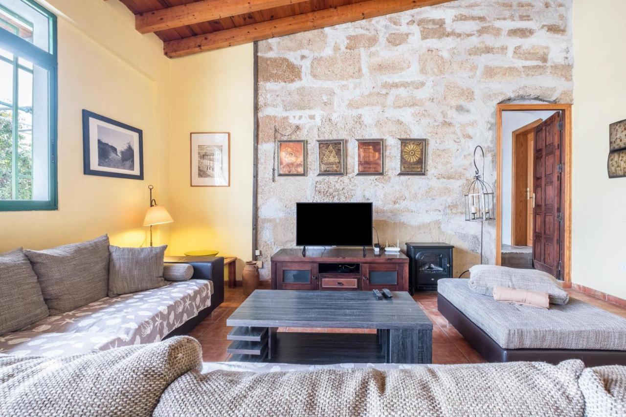 Carrillo Villa *