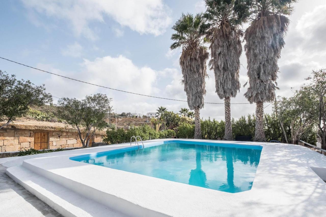 Carrillo Villa *