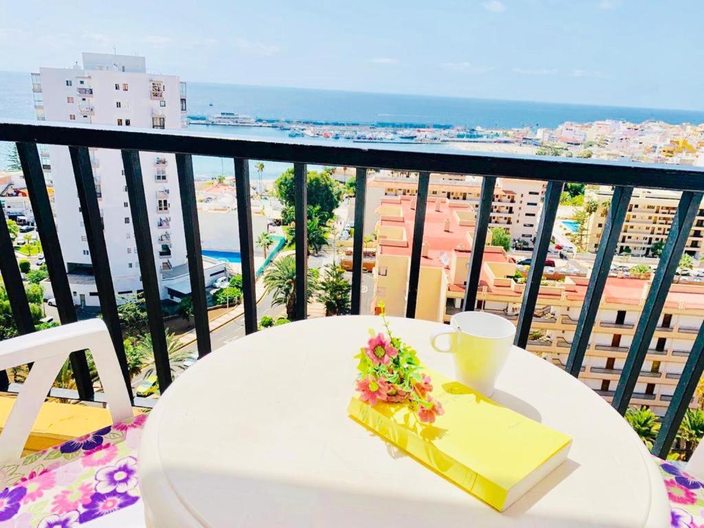 Amazing Views To Cristianos Bay In Achacay Apartment *