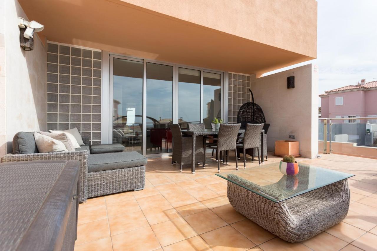 Modern House With Private Swimming Pool Holiday home El Medano (Tenerife)