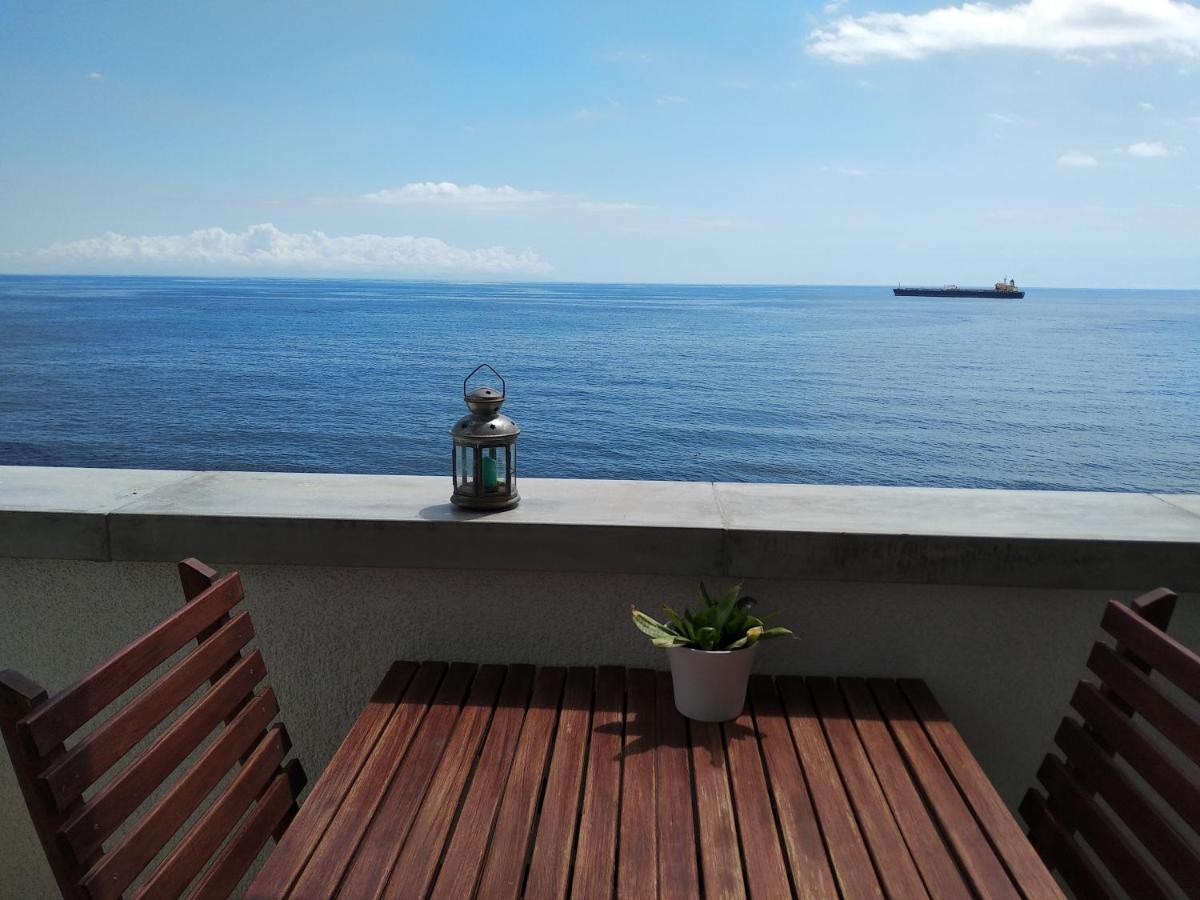 Apartamento Urbanización Playa Chica *