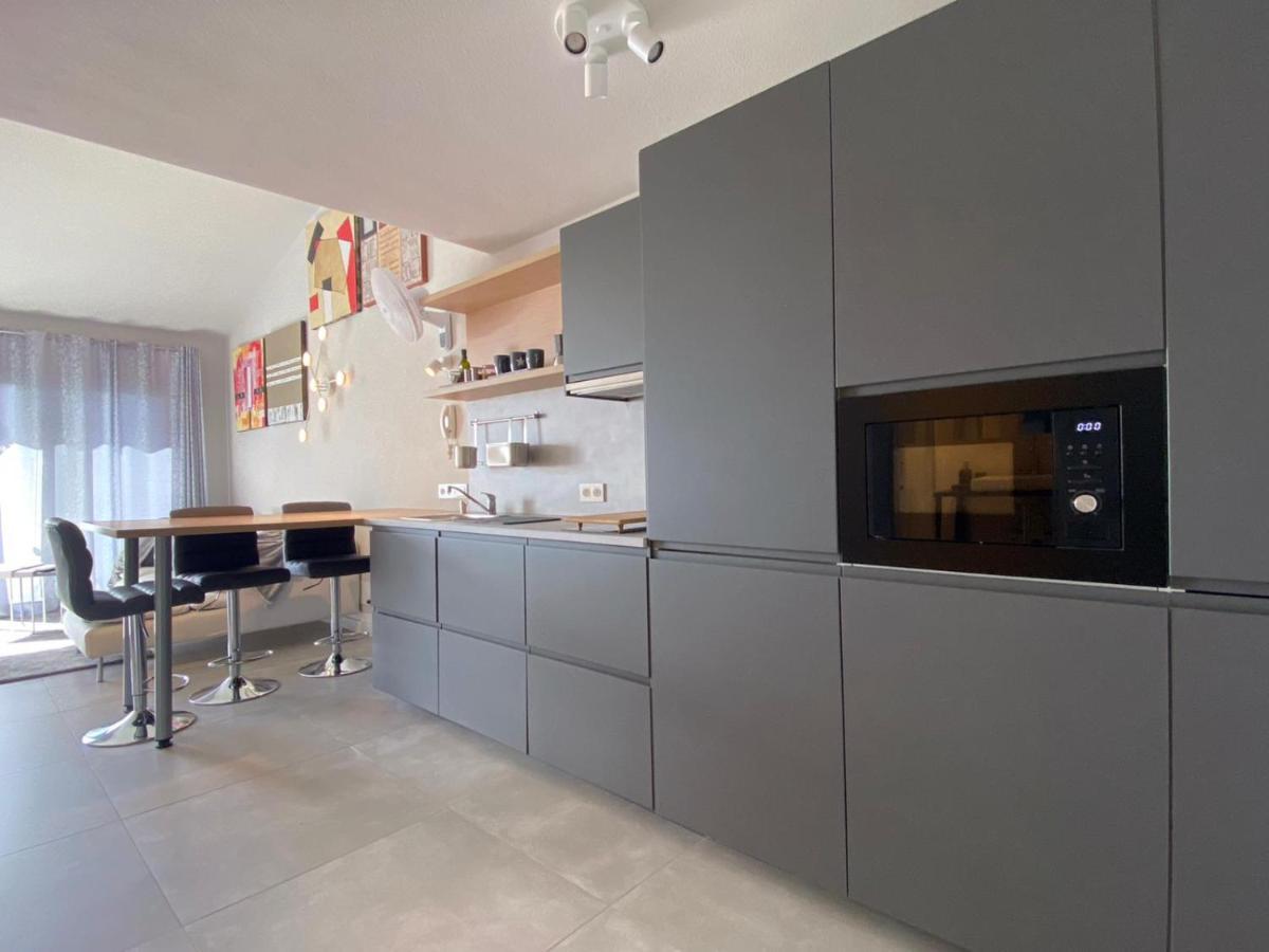 Marina Seafront 5 Apartamento