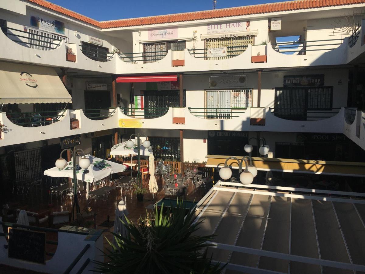 Silvia Apartment Costa Del Silencio