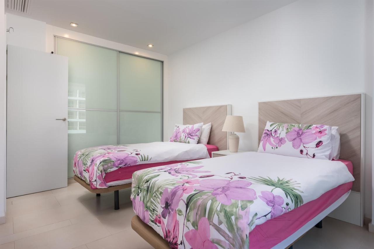 Penthouse 5* La Rasca Panorama View Apartment *