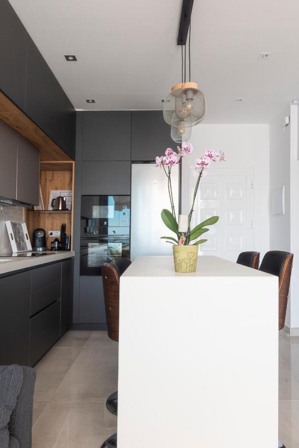 Wonderful In Paradise Apartment