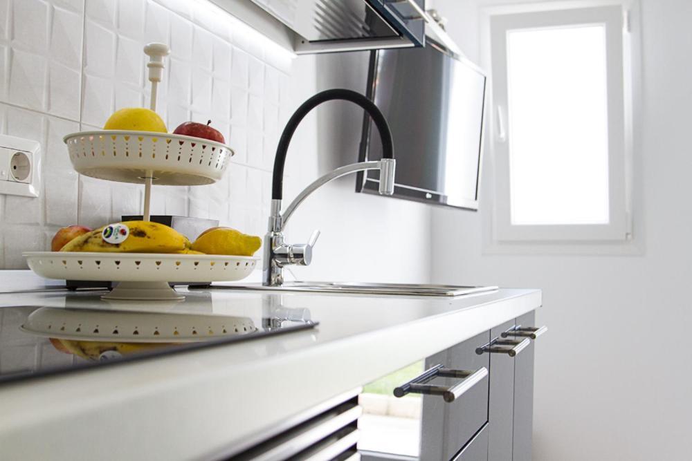 White House - Clasto Apartamento