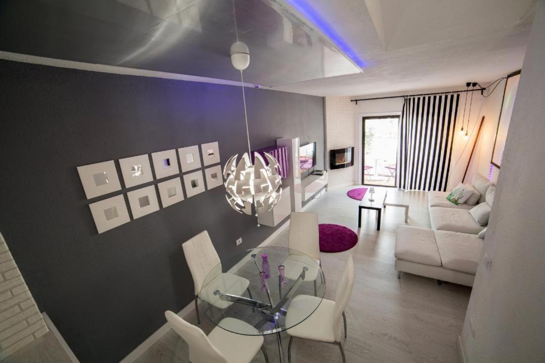 80 - Las Rosas - Casa Fabulosa Holiday home *