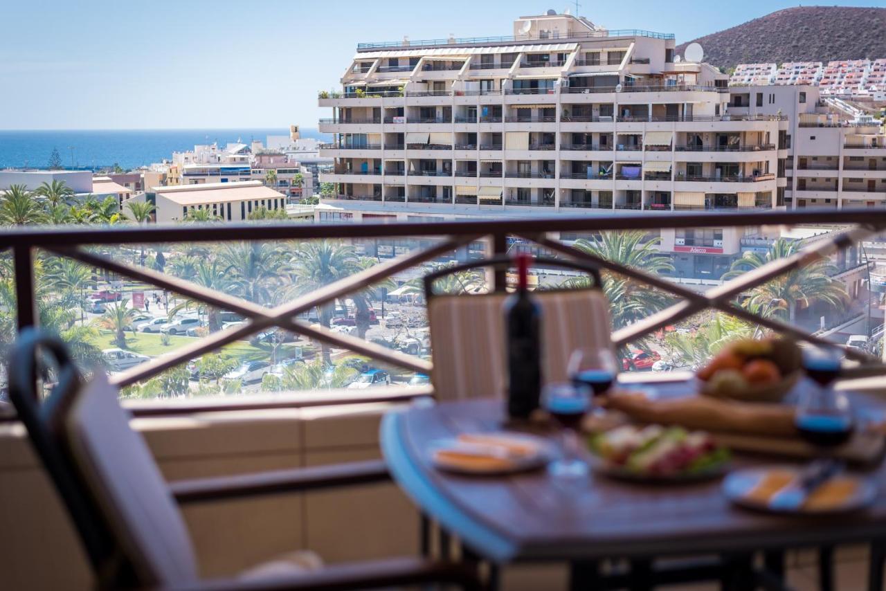 Great 'san Marino' Terrace And Pool * Los Cristianos (Tenerife)