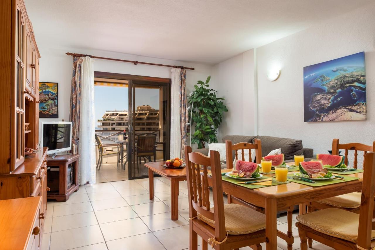 Great 'san Marino' Terrace And Pool Los Cristianos (Tenerife)