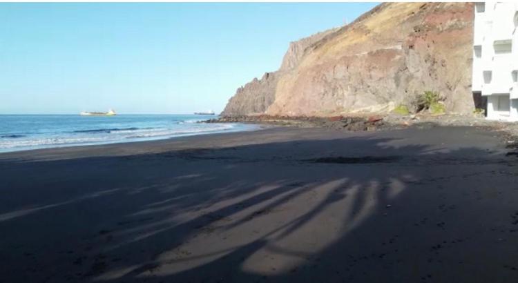 Playa Chica Tenerife * San Andrés