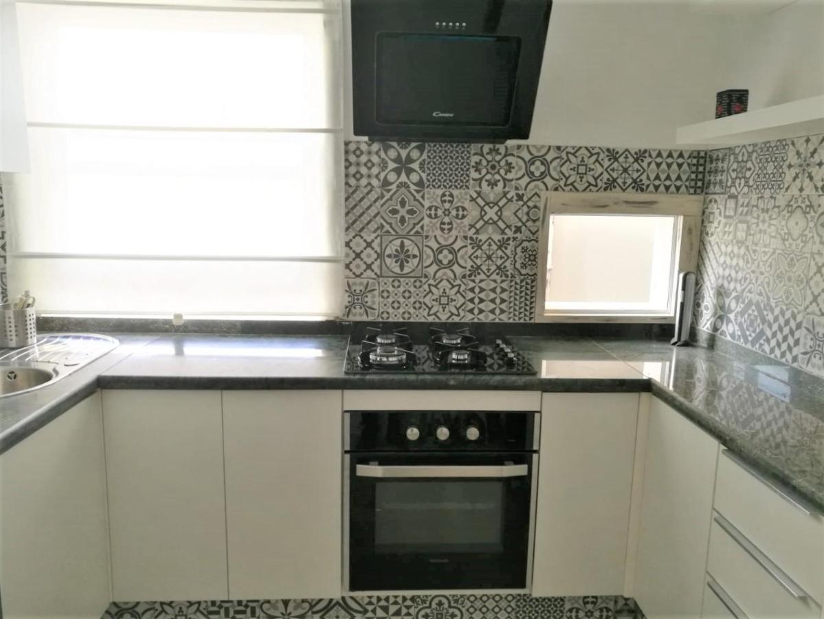Manuel Verdugo, 32 Santa Cruz de Tenerife