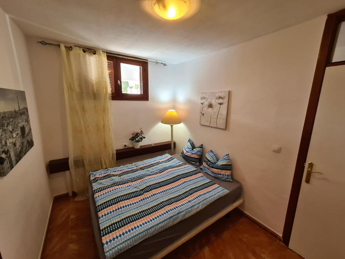 Vida Loca Only 190 Meters To The Sea, Balcony, Sea View, Pool, Wifi