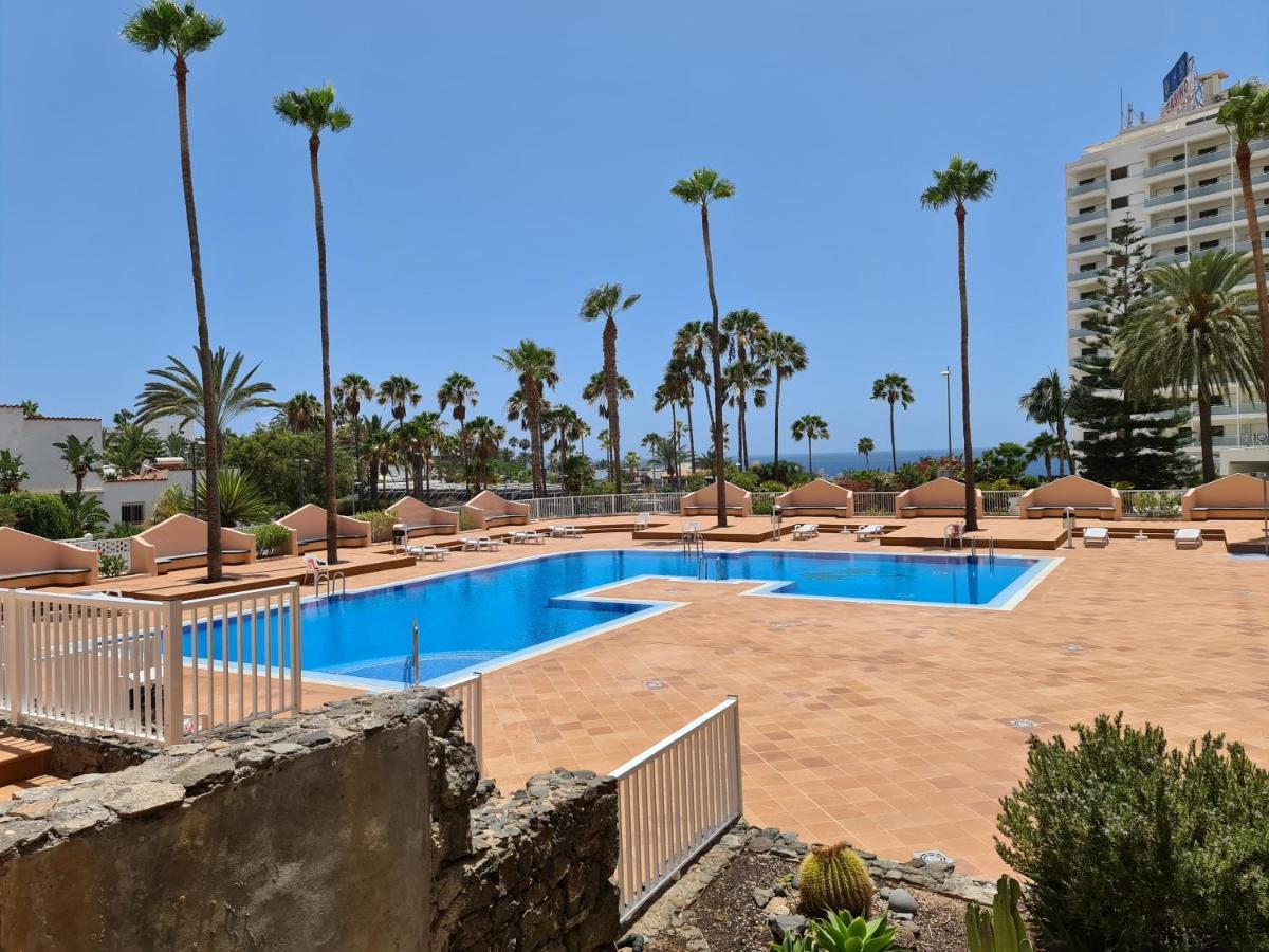 Vida Loca Only 190 Meters To The Sea, Balcony, Sea View, Pool, Wifi * Playa Feñabe