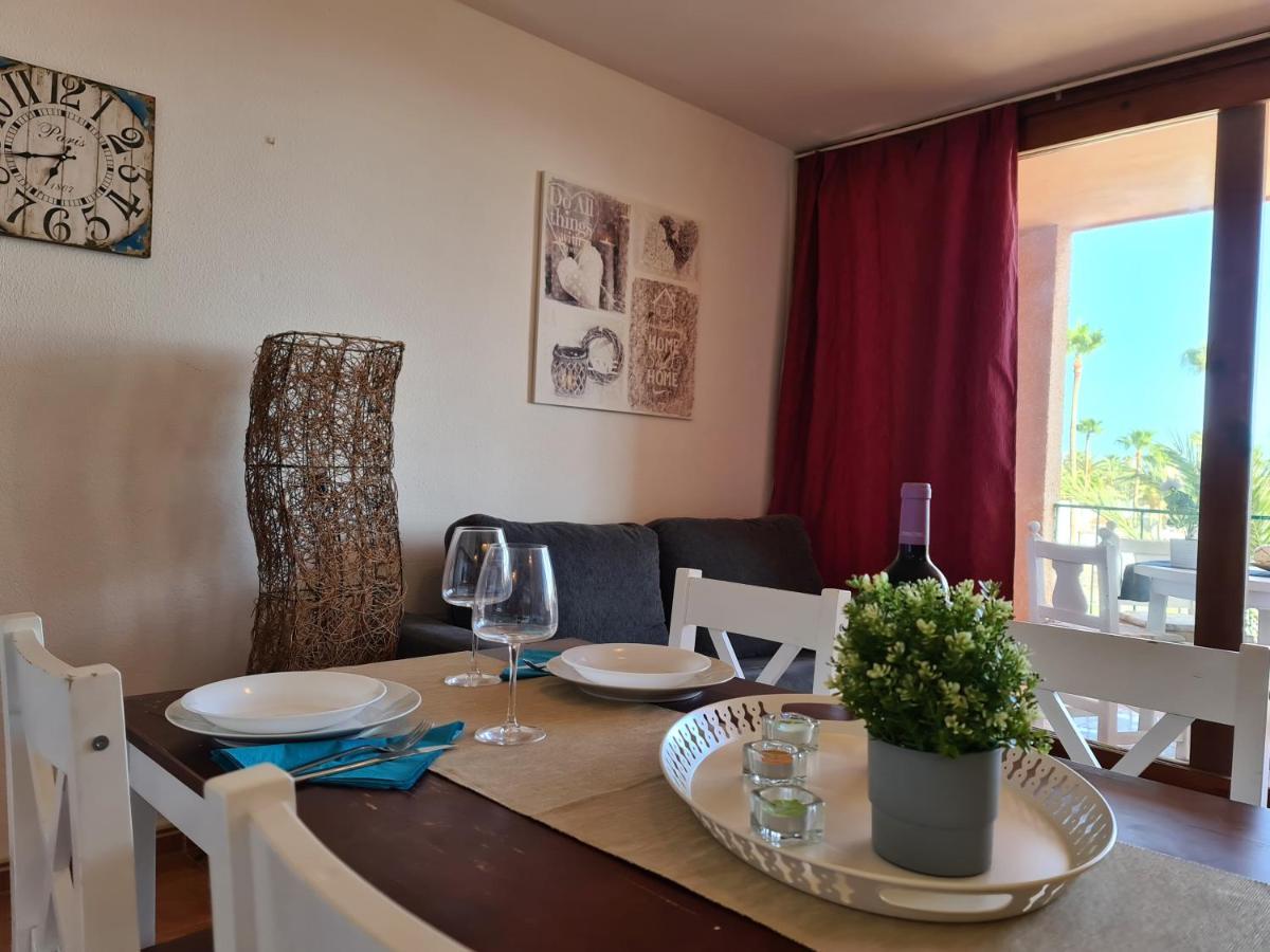 Vida Loca Only 190 Meters To The Sea, Balcony, Sea View, Pool, Wifi *
