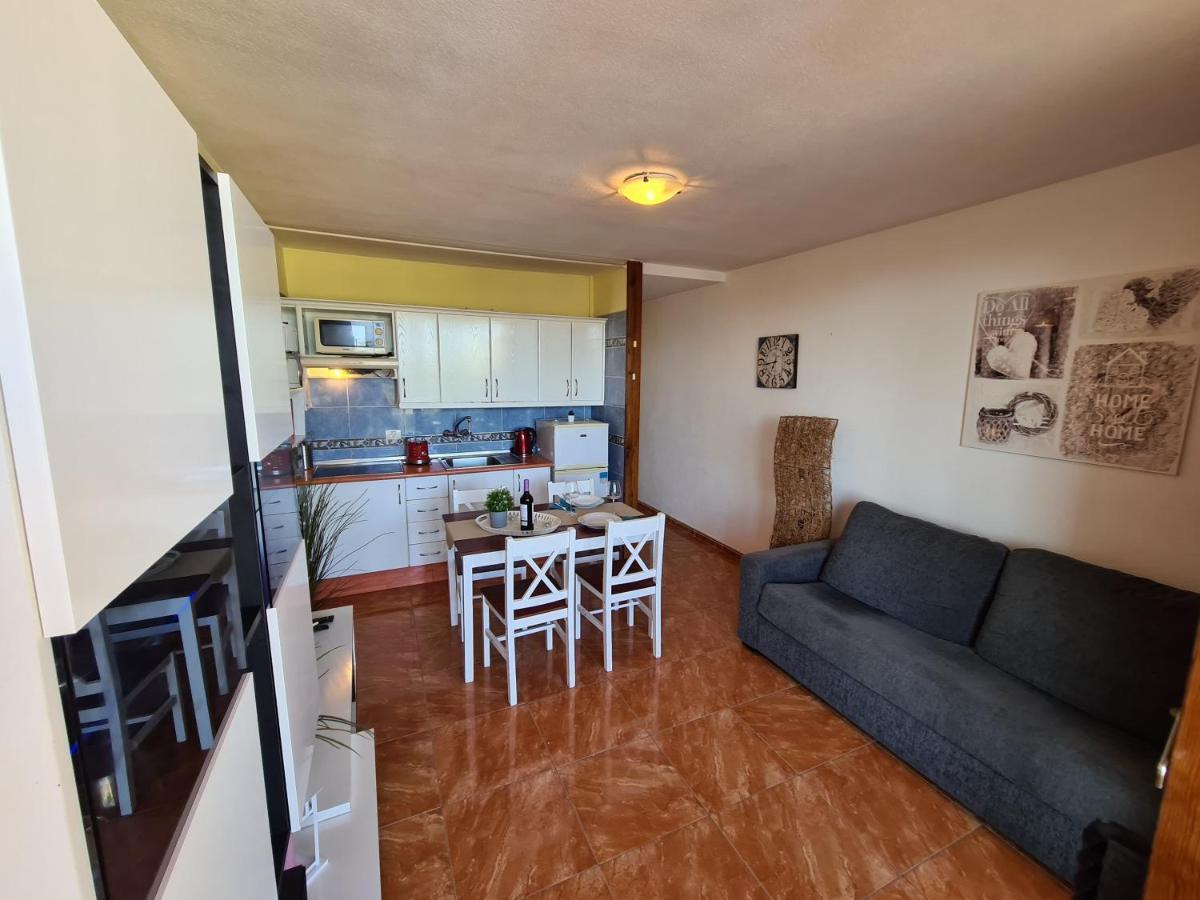 Appartement Vida Loca Only 190 Meters To The Sea, Balcony, Sea View, Pool, Wifi *