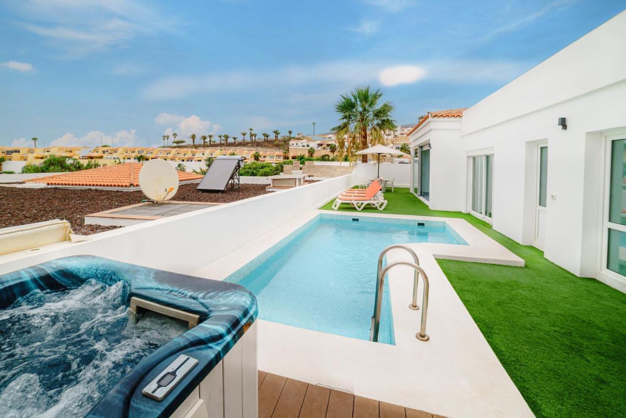 Carlota Costa Adeje (Tenerife)