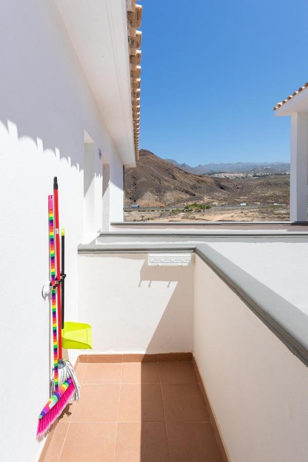 Home2book Vistahermosa Cristianos,pool & Padel