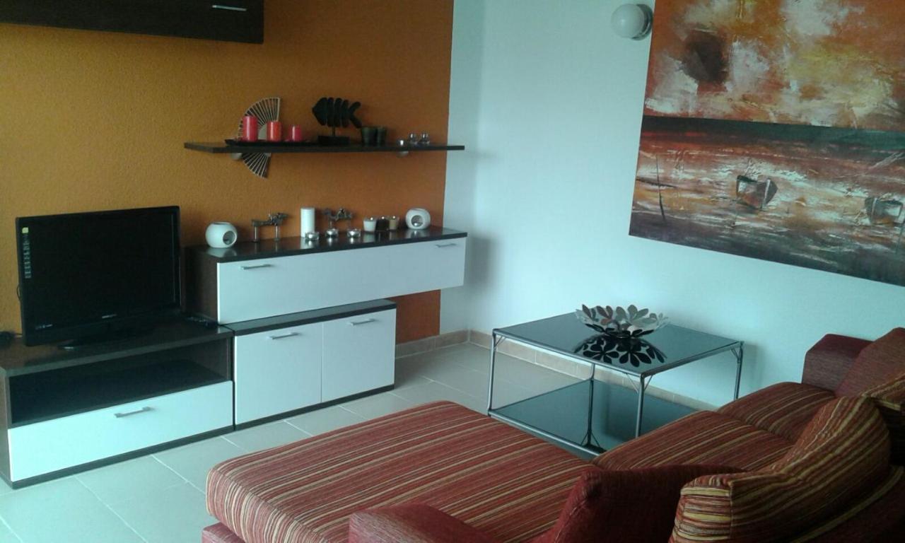 Adeje300, Playa Paraiso (Tenerife)