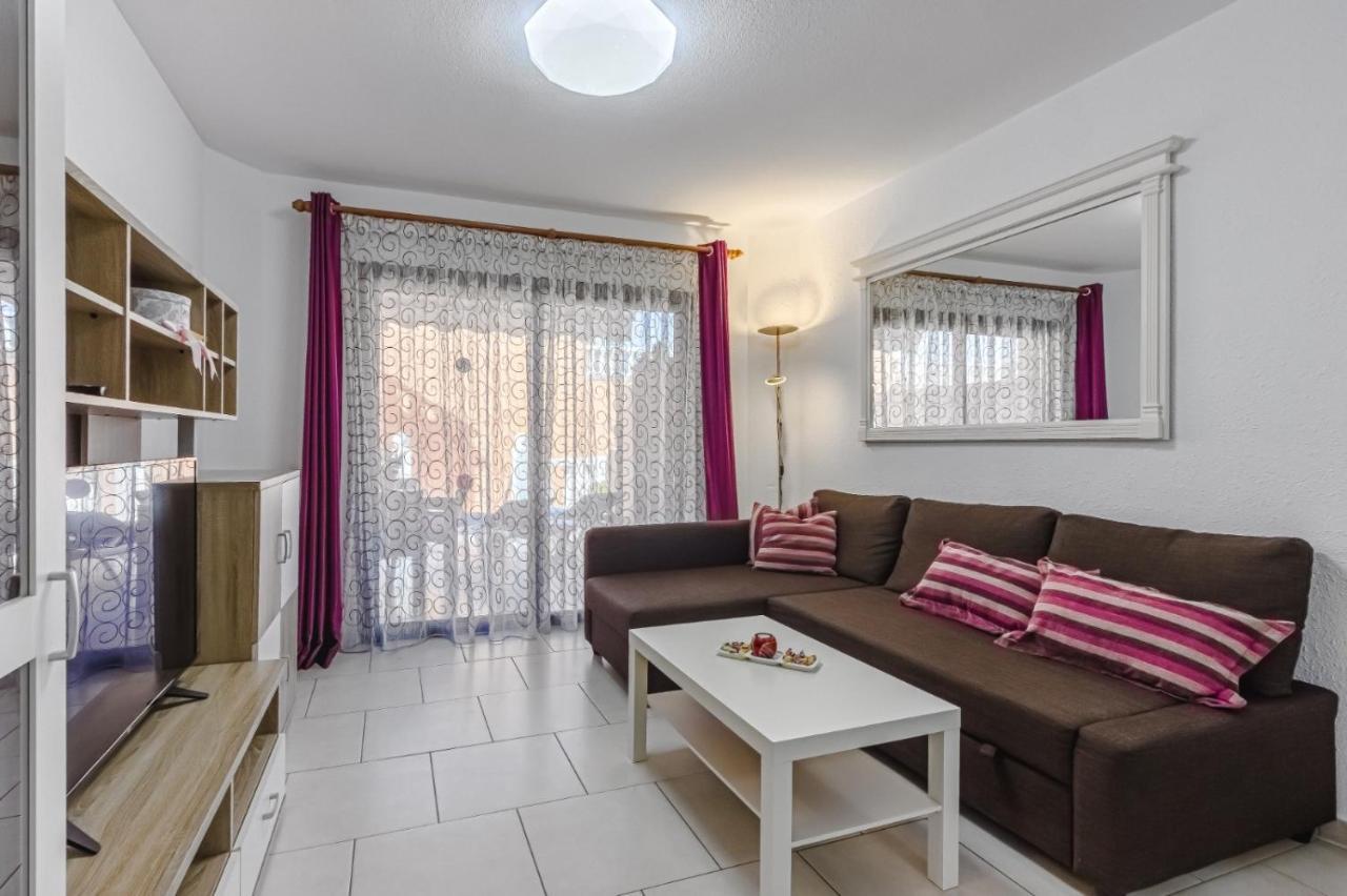 Cristianos Royal Gardens Apartment *