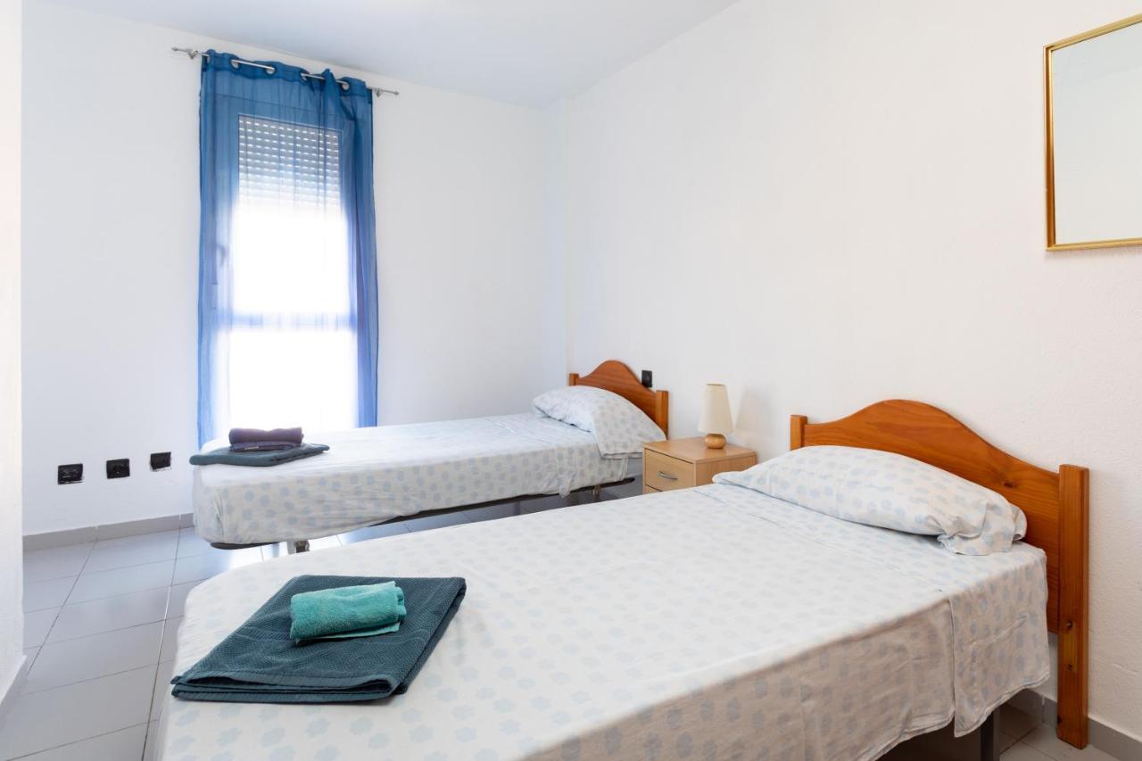 Family -3 Bedrooms And Rooftop Apartment El Medano (Tenerife)