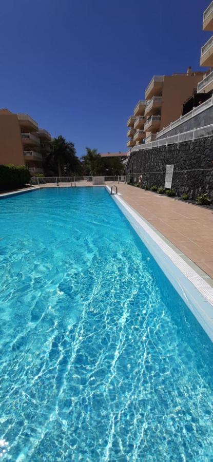 Apartment With Pool