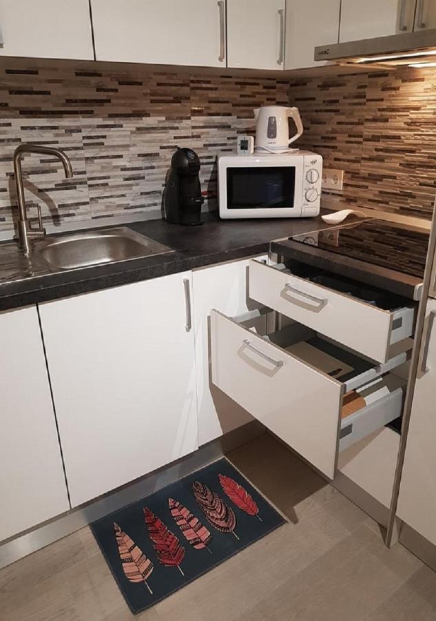 Mantra Del Sur Apartment