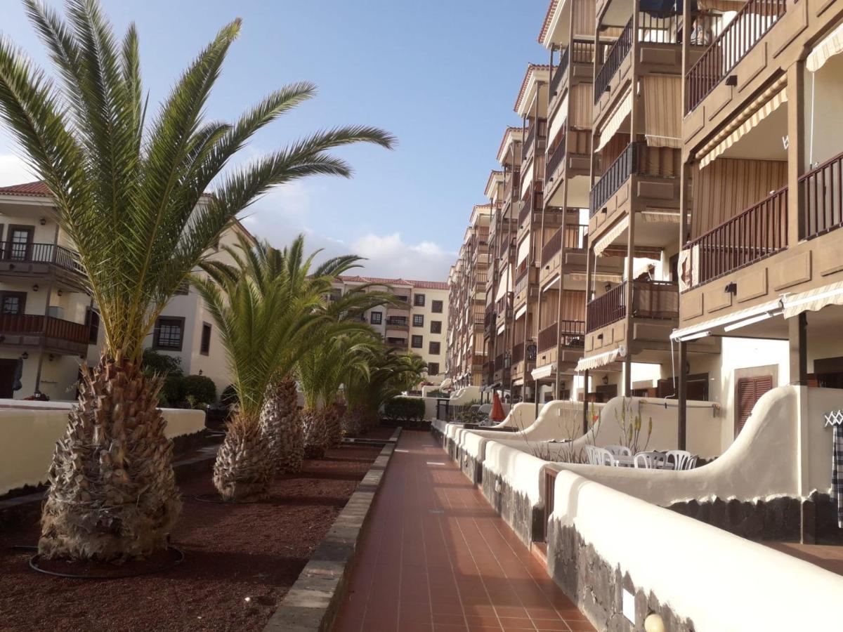 Silvia Apartment Costa Del Silencio
