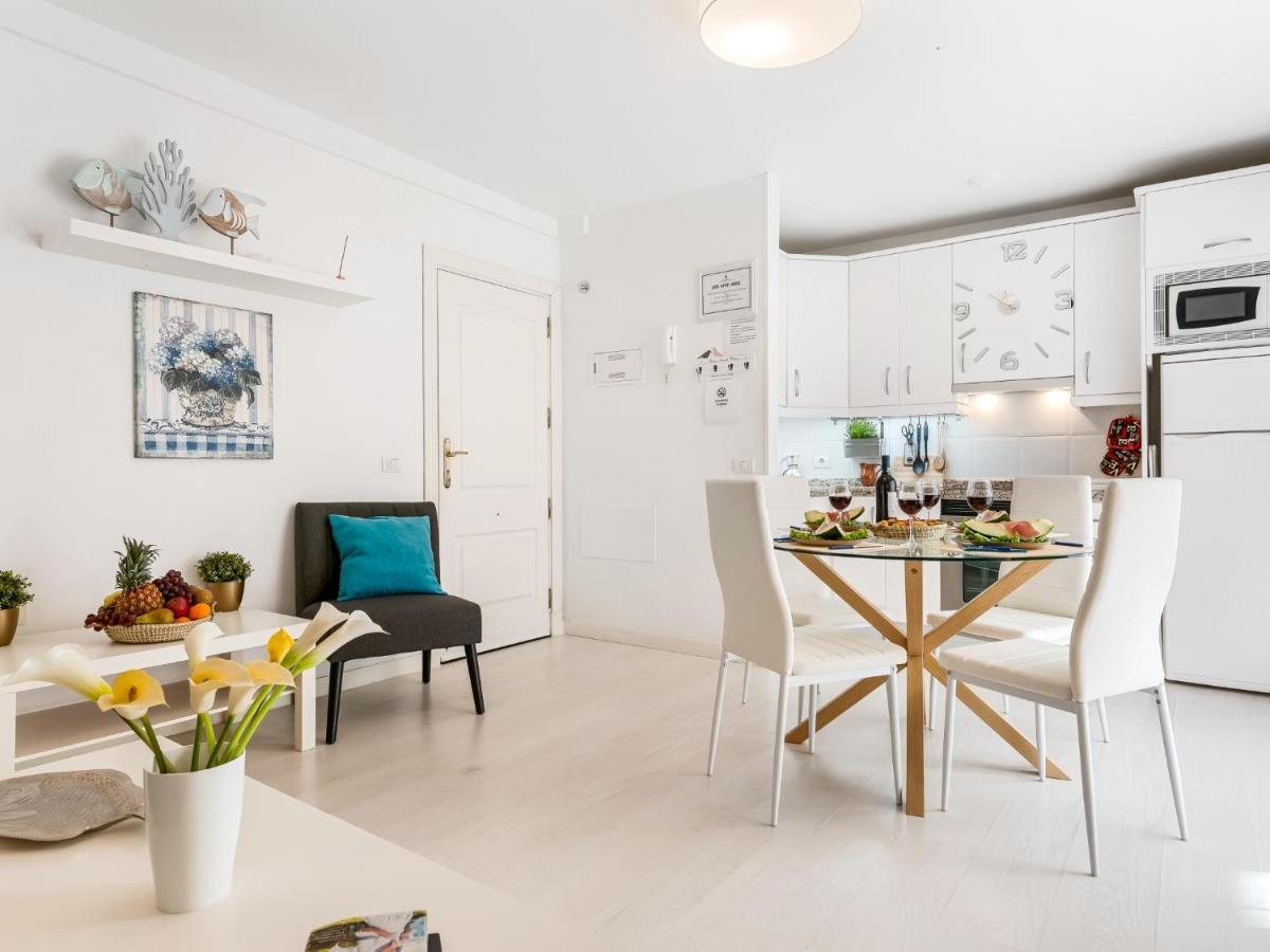 205 Cristianos By The Beach, Center, Wifi Ac Apartment *